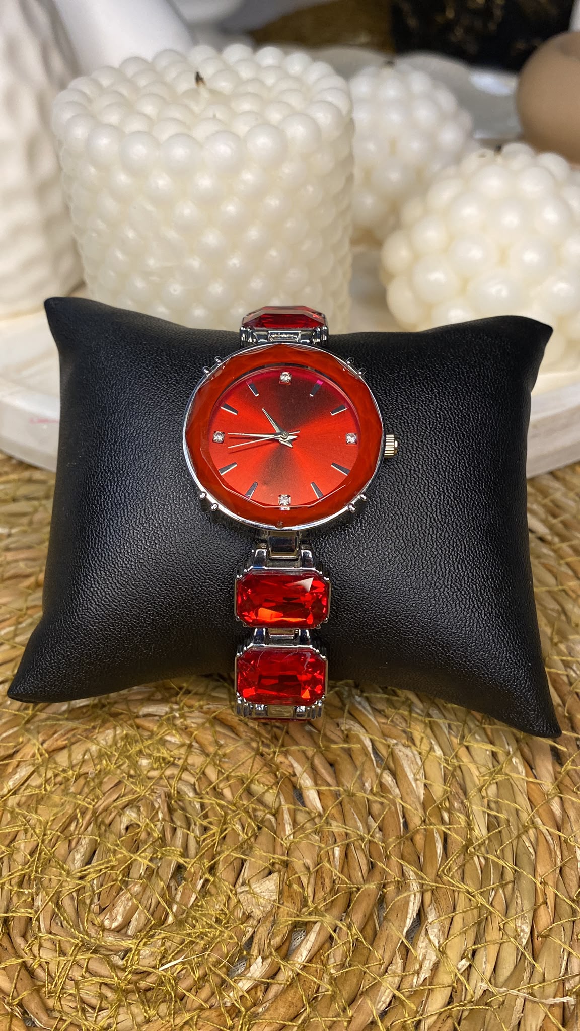 Swarovski Model Kristal Kesim Kadın Saat_4